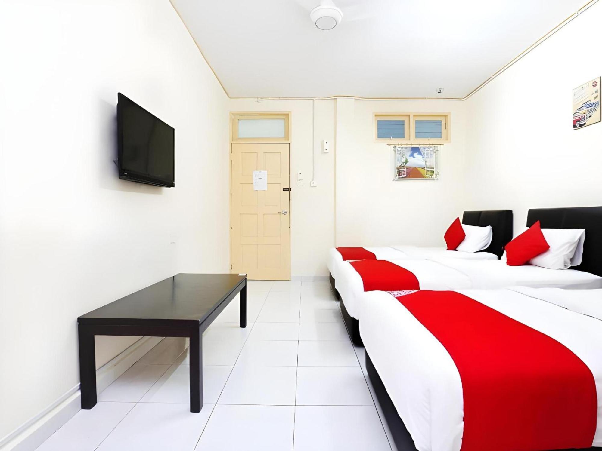 Super Oyo 89640 Hotel Pelangi Marang Kültér fotó