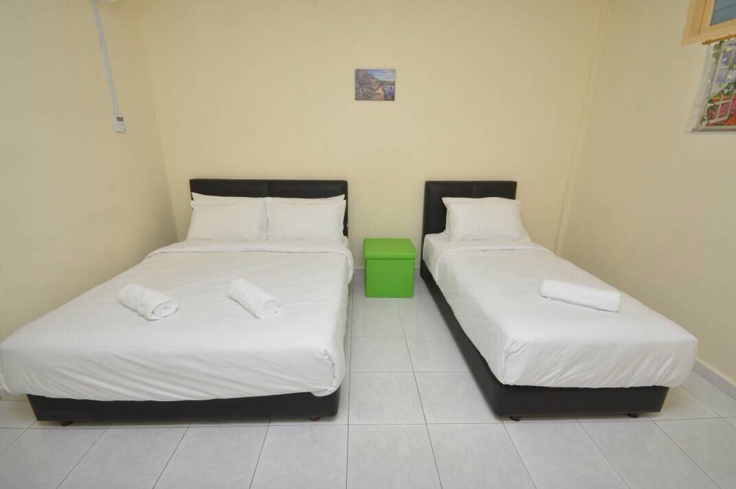 Super Oyo 89640 Hotel Pelangi Marang Kültér fotó