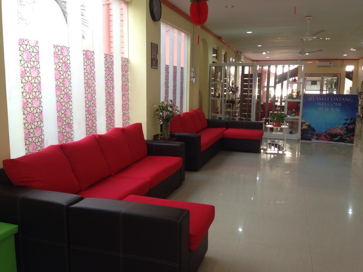 Super Oyo 89640 Hotel Pelangi Marang Kültér fotó